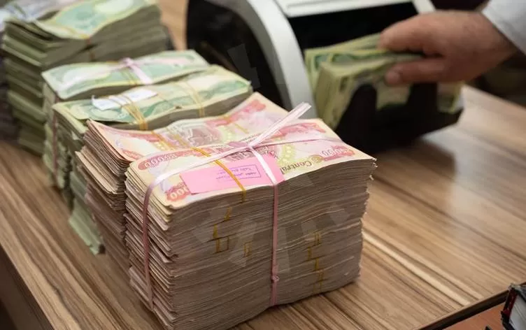 مقرر المالية النيابية: الكاظمي يتعرض لضغوط لمنع إرسال قرض قدره 200 مليار دينار لإقليم كوردستان