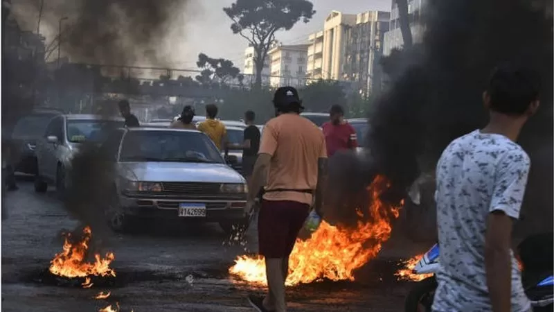 الأزمة الاقتصادية في لبنان: جرحى في اشتباكات بين قوات الأمن ومتظاهرين في مدينة طرابلس