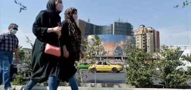 Iran imposes week-long lockdown of Tehran as virus surges
