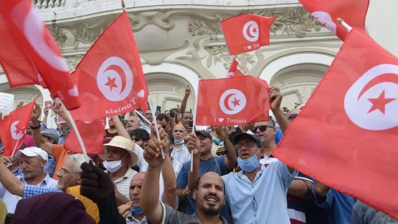 هل أدت سياسات قيس سعيد إلى تعميق الانقسام في أوساط الشعب التونسي؟