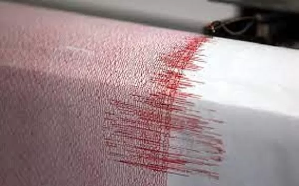 Another strong quake hits Crete and Turkish coastal towns