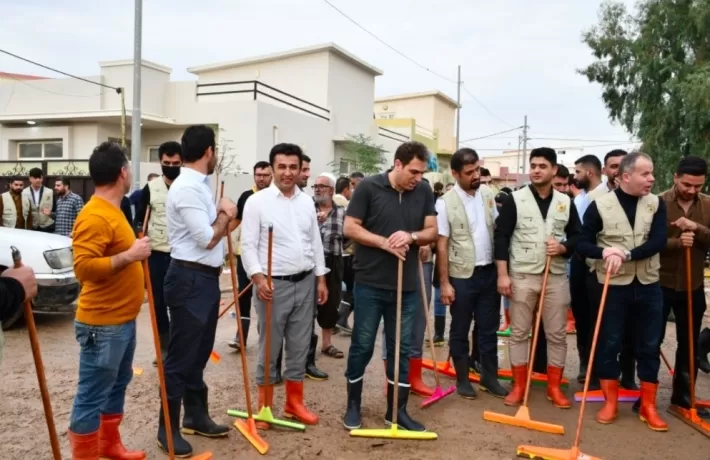 الشباب الديمقراطي الكوردستاني ينظم حملة لتنظيف آثار سيول أربيل