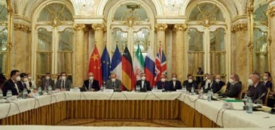 فرنسا: تقدم برنامج إيران النووي يفرغ المفاوضات من مضمونها