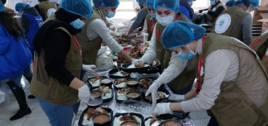 ‹بارزاني الخيرية›: 3 آلاف حصة غذائية ساخنة في كل وجبة لمتضرري سيول أربيل