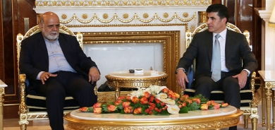 نيجيرفان بارزاني والسفير الإيراني لدى بغداد يبحثان حزمة مواضيع