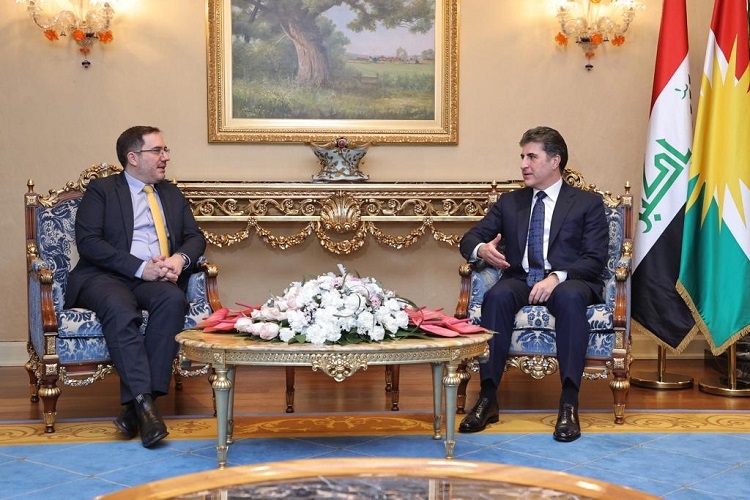 Kurdistan Region President and  British Ambassador to Iraq discuss  Iraqi situation