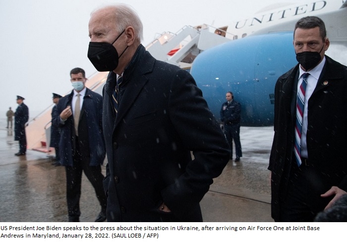 Biden announces small troop deployment to eastern Europe amid Ukraine diplomacy push