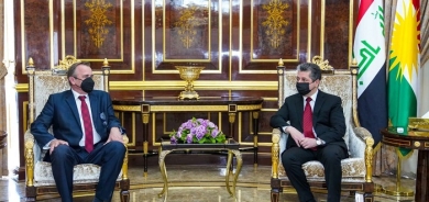 PM Masrour Barzani meets with Dutch ambassador to Iraq