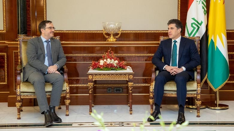 رئيس إقليم كوردستان يؤكد على ضرورة التنسيق مع بغداد بشأن دستور الإقليم
