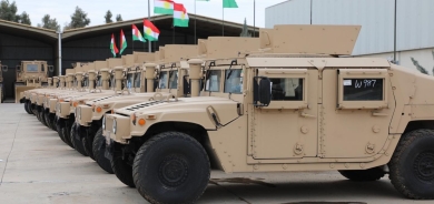 التحالف الدولي يزود قوات البيشمركة بدفعة جديدة من المعدات العسكرية