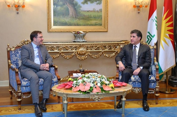 President Nechirvan Barzani meets with UK Ambassador
