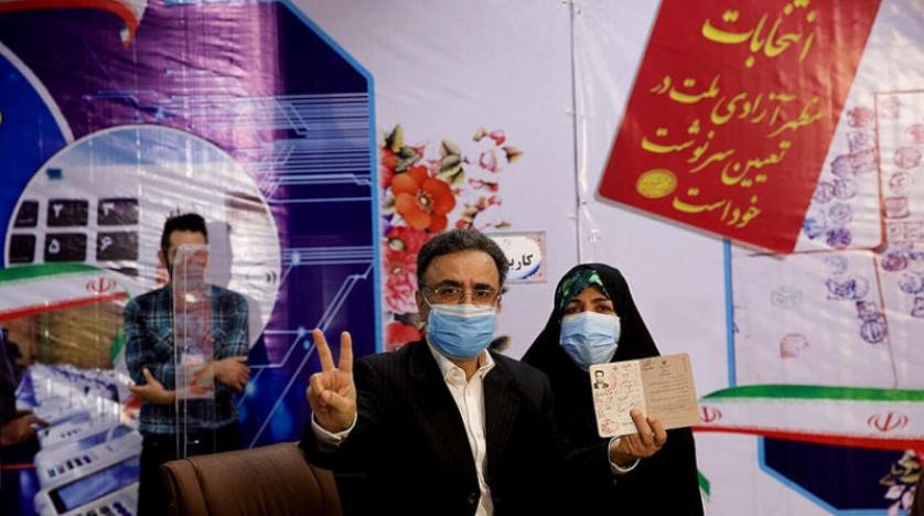 خاتمي يطالب بتخفيف القيود عن الإصلاحيين بدلاً من التضييق عليهم