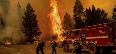 حرائق كاليفورنيا تستعر وسط موجة حر شديد في الولايات المتحدة