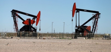 Oil prices set to end week at multi-month lows on recession fears