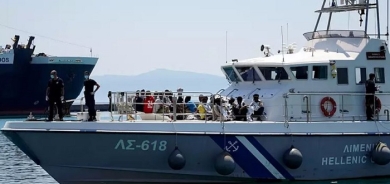 Greece: Dozens missing after migrant boat sinks