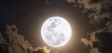 راقبوا السماء .. اليوم “القمر العملاق” الأخير لسنة 2022 يزين سماء إقليم كوردستان