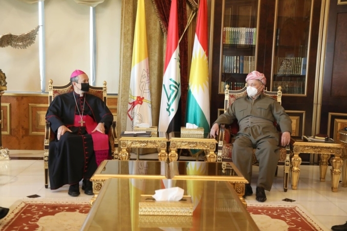 الرئيس بارزاني  يستقبل سفير الفاتيكان لدى العراق