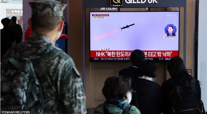 North and South Korea fire missiles off each other's coasts for first time