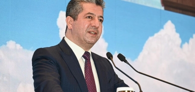 PM Masrour Barzani attends event providing fully-funded scholarships to 20 students
