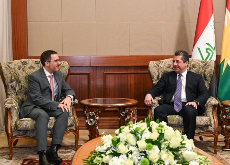PM Masrour Barzani separately meets with UK ambassador and US ambassador to Iraq