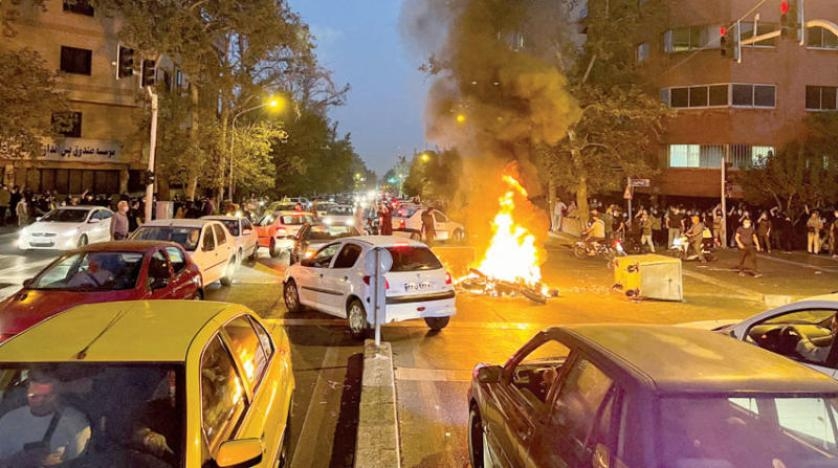 تصاعد الاحتجاجات في عدة محافظات إيرانية