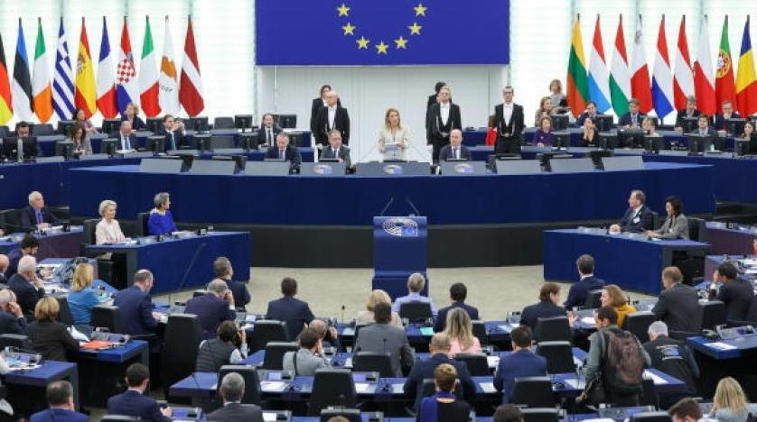 محكمة بلجيكية تقرر استمرار حبس مشتبه به في قضية فساد بالبرلمان الأوروبي