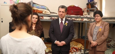 رئيس حكومة إقليم كوردستان يوافق على انشاء وحدات سكنية للأطفال المشرّدين والنساء المعنّفات