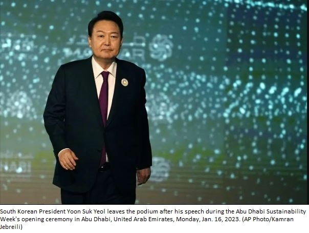 South Korea president, in UAE, backs return to nuclear power