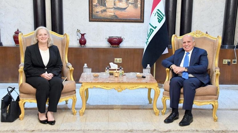 فؤاد حسين والسفيرة الأمريكية يبحثان جدول أعمال زيارة الوفد العراقي إلى واشنطن