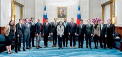 رئيسة تايوان تتعهد تعزيز العلاقات العسكرية مع الولايات المتحدة