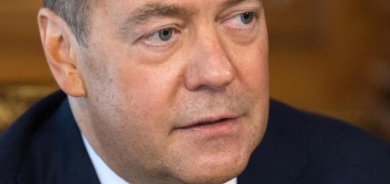 ميدفيديف: روسيا قد تضطر إلى التوغل حتى كييف أو لفيف في أوكرانيا