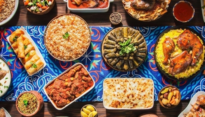 أطعمة ومشروبات تُسبب العطش في رمضان!