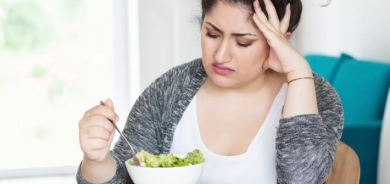 خبير تغذية يكشف عن الأطعمة التي تمنعنا من فقدان الوزن !