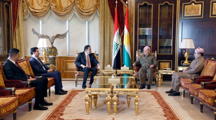 الرئيس بارزاني يبحث مع نائبي رئيس البرلمان العراقي التطورات السياسية في البلاد