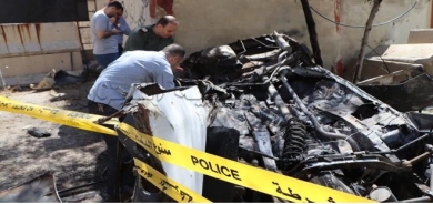 Car bombing near police station in Damascus wounds five officers