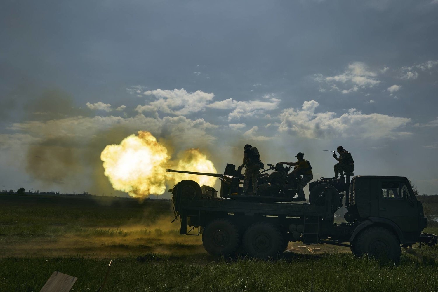 وزير الدفاع الأميركي: تصدّي أوكرانيا للغزو الروسي درس لتايوان