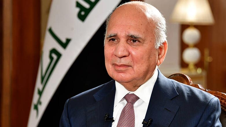 وزير الخارجية العراقي يصل إلى لندن في زيارة رسمية