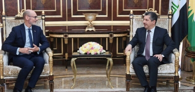 رئيس حكومة كوردستان يستقبل السفير البريطاني الجديد لدى العراق