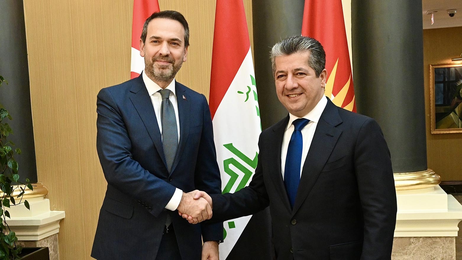 رئيس الوزراء مسرور بارزاني: بحثت مع وزير الطاقة التركي ضرورة استئناف تصدير نفط إقليم كوردستان