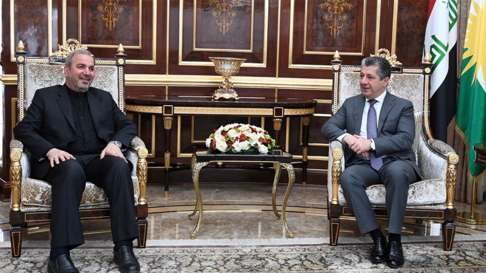 رئيس حكومة كوردستان يستقبل السفير الإيراني لدى العراق