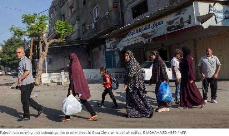 Civilians Flee Northern Gaza as Israel Issues Warning