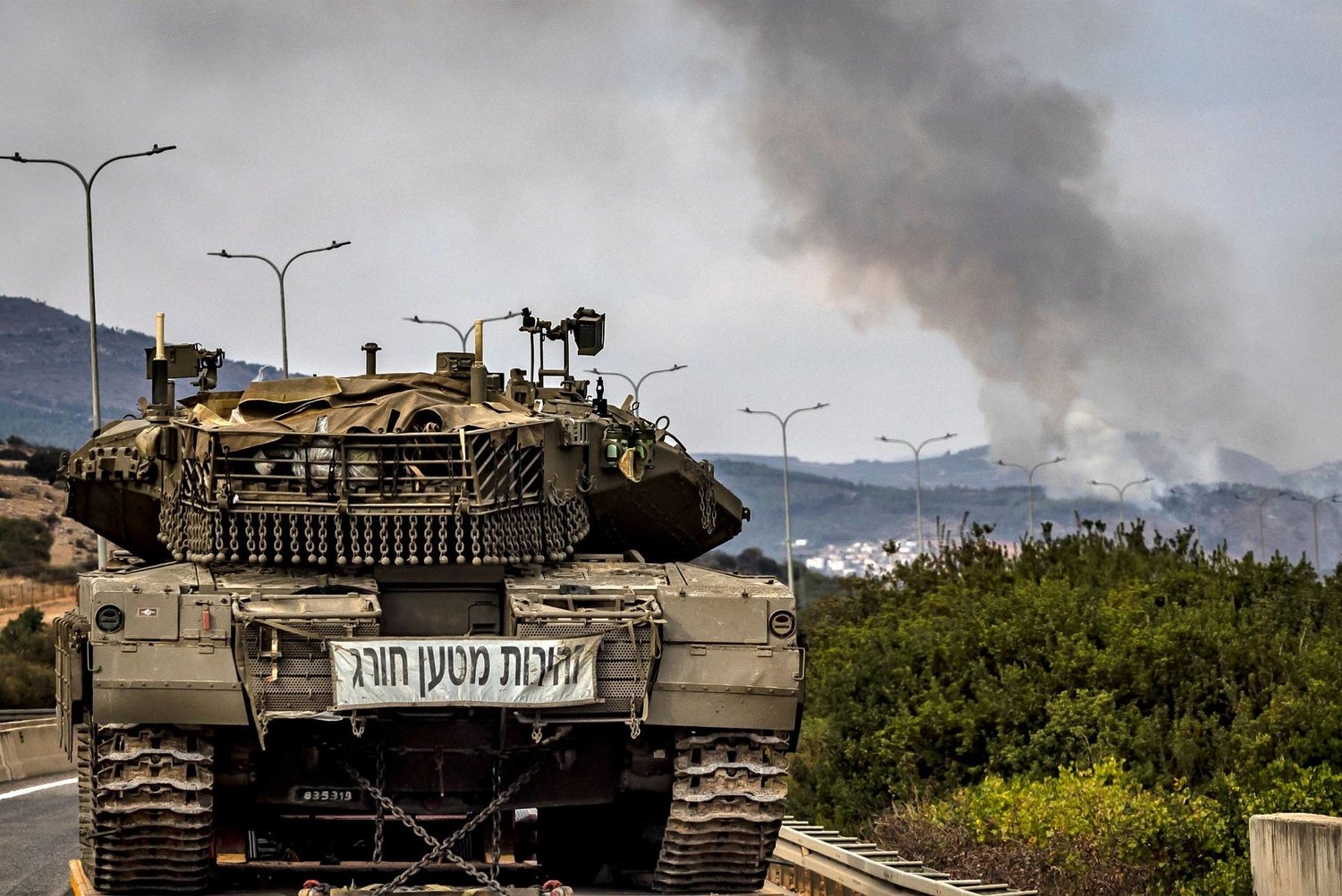الجيش الإسرائيلي يقصف مواقع لـ«حزب الله» في جنوب لبنان