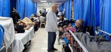 Crisis Unfolds as Patients and Refugees Trapped in Gaza's Largest Hospital Amid Heavy Fighting