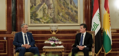 رئيس إقليم كوردستان يستقبل وزير النفط الاتحادي