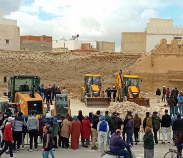 بەهۆی داڕمانی بەشێک لە دیواری مێژوویی شاری ئەلقیروانی تونس، سێ کەس گیانیان لەدەستدا