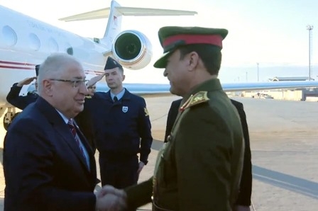 وصول وزير الدفاع التركي  الى بغداد