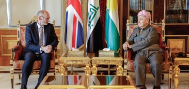 الرئيس بارزاني يلتقي سفير بريطانيا لدى العراق