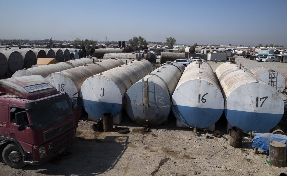 Iraqi Intelligence Agency Dismantles Oil Smuggling Network in Major Crackdown