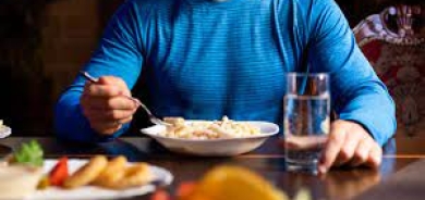 للمصابين باضطراب الأكل... 5 نصائح تساعدكم لصيام رمضان