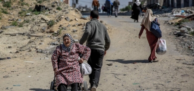 في غزة... الحرب تتواصل رغم قرار «مجلس الأمن» لوقف إطلاق النار